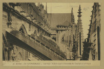 REIMS. 56. La Cathédrale - Côté Sud - Galerie haute et Ensemble des contreforts (3ème étage).
ReimsF. Rothier, phot-édit.Sans date