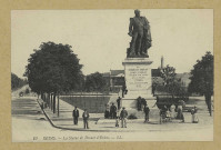 REIMS. 10 - La Statue de Drouet d'Erlon / L.L.