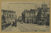CHÂLONS-EN-CHAMPAGNE. 79- L'Hémicycle - Ancienne porte Marne.
Château-ThierryBourgogne Frères.Sans date