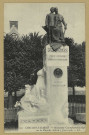 CHÂLONS-EN-CHAMPAGNE. 102- Monument commémoratif érigé sur la place des Arts le 3 juin 1905.
L. L.Sans date