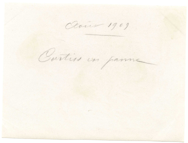 L'aviateur Curtiss en panne, août 1909