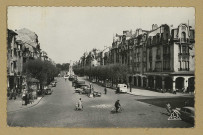 REIMS. 96. La place d'Erlon / Pol.
ReimsJacques Fréville.1955