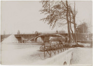 REIMS. Pont sur le canal ?