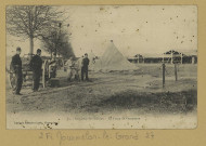MOURMELON-LE-GRAND. 65-Au Camp de Châlons. La Forge de Campagne.
MourmelonLib. Militaire Guérin (54 - Nancyphotot. A. B. et Cie).[vers 1913]