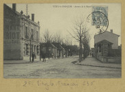 VITRY-LE-FRANÇOIS. Avenue de la République.
Édition Marlin.[vers 1905]