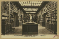 CHÂLONS-EN-CHAMPAGNE. Grand Séminaire Sainte-Croix. La bibliothèque. Architecte : Mr De Perthes.
MatouguesEditions ""Or"" Ch. Brunel.Sans date