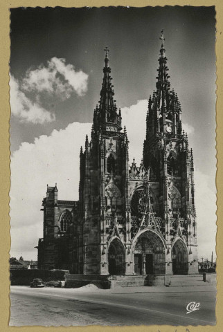 ÉPINE (L'). 1594-Basilique Notre-Dame de l'Epine, XVe s. Célèbre sanctuaire marial de pèlerinage. C.A.P. [vers 1959]  Collection du pèlerinage 