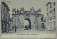 VITRY-LE-FRANÇOIS. Porte du Pont, côté intérieur.
(Imp. Vve Bastienbureau de la Civette).Sans date