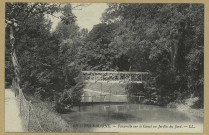 CHÂLONS-EN-CHAMPAGNE. 80- Passerelle sur le canal au Jardin du Jard.
LL.Sans date