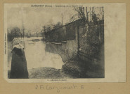 LARZICOURT-ISLE-SUR-MARNE. Inondations du 20 janvier 1910-2-Avenue du Carré.
LarzicourtÉdition Guill (54 - Nancyimp Réunies).[vers 1910]