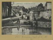 AVENAY-VAL-D'OR. Rue René Corbet vue du Gué / G. Franjou, photographe à Ay.
L. Gaillard.[vers 1914]
