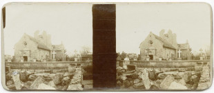 Vassincourt (Meuse) : l'église après la bataille de la Marne (6-12 septembre 1914), novembre 1915.