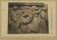 DORMANS. Chapelle de la Reconnaissance de La Marne : les Anges du Te Deum (Michelet, sculpteur).
ReimsÉdition Artistiques OrCh. Brunel.Sans date
