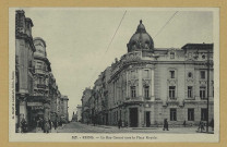 REIMS. 317. La rue Carnot vers la Place Royale.
Reims[s.n.].Sans date
