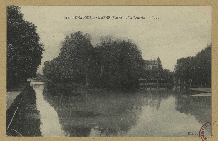CHÂLONS-EN-CHAMPAGNE. 121- La fourche du canal.
Château-ThierryBourgogne Frères.Sans date