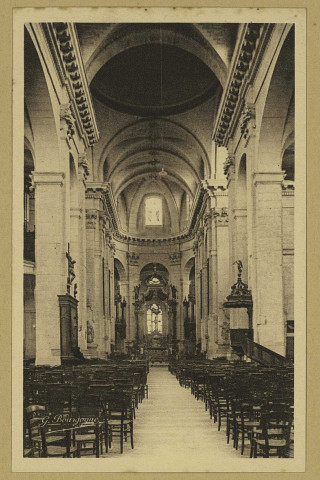 VITRY-LE-FRANÇOIS. 26. Intérieur de la cathédrale.
Château-ThierryBourgogne Frères.Sans date