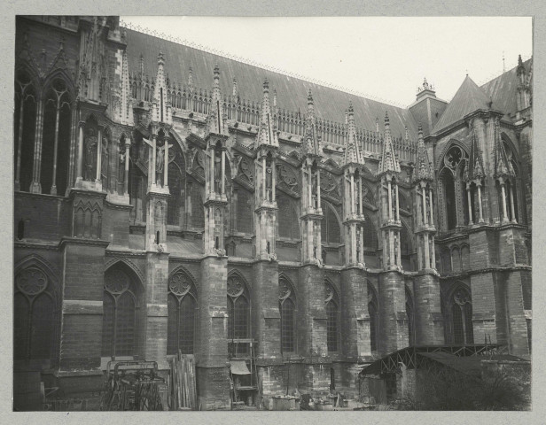 REIMS. Cathédrale de Reims. Façade sud, après restauration.