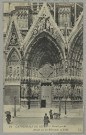 REIMS. 44. Cathédrale de - Portail gauche détruit par les Allemands en 1914 / L.L.
Paris-VersaillesEdia.Sans date
