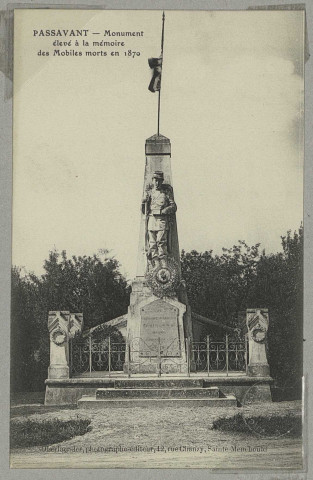 PASSAVANT-EN-ARGONNE. Centenaire du Massacre des Mobiles 1870-25 août-1970 / Irolla, Roland, dessinateur.
(51Châlonsimp. H. L.).Sans date