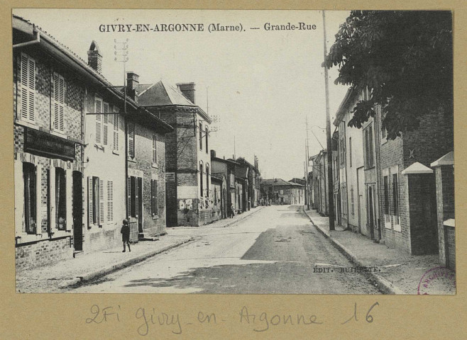 GIVRY-EN-ARGONNE. Grande Rue.
