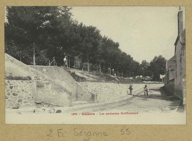 SÉZANNE. -1873 - Les anciennes fortifications.
(02 - Château-ThierryA. Rep. et Filliette).Sans date
Collection R. F