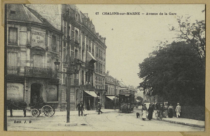 CHÂLONS-EN-CHAMPAGNE. 67 - Avenue de la Gare. Château-Thierry J. Bourgogne. Sans date 
