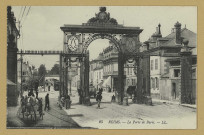 REIMS. 25. La Porte de Paris / L.L.