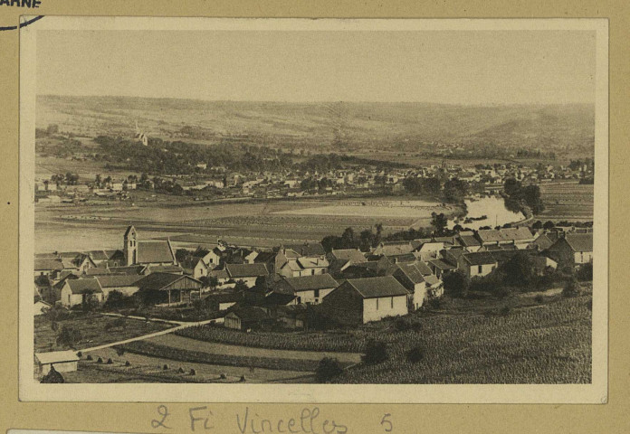 VINCELLES. [28-Panorama sur la Marne, Vincelles et Dormans].
Château-ThierryÉdition J. Bourgogne.[vers 1925]