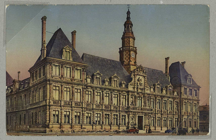 REIMS. L'Hôtel de Ville. Rheims. The Town-Hall.
ReimsÉdition Reims-Cathédrale.Sans date