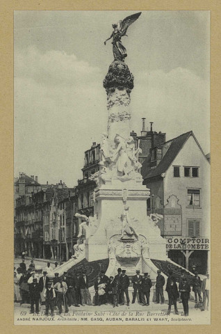REIMS. 69. La Fontaine Subé (côté de la rue Buirrette) / André Narjoux, arch. ; MM. Gasq, Auban, Baralis et Wary, sculpteurs ; L.L.