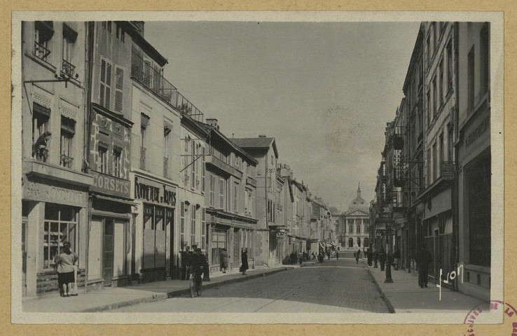CHÂLONS-EN-CHAMPAGNE. 2.336.- Rue de la Marne.
ParisEditions d'Art ""Yvon"".1935