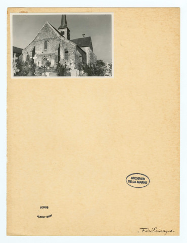 Cartes postales et photographies. Communes de Favresse à Juvigny.