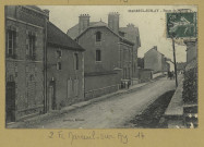 MAREUIL-SUR-AY. Route de Bisseuil.
Édition Hourdy.[avant 1914]