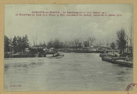 CHÂLONS-EN-CHAMPAGNE. Les inondations des 21 et 22 janvier 1910. Le rond-point du canal de la Marne au Rhin (inondation des jardins), journée du 22 janvier 1910.
L. Coëx.1910