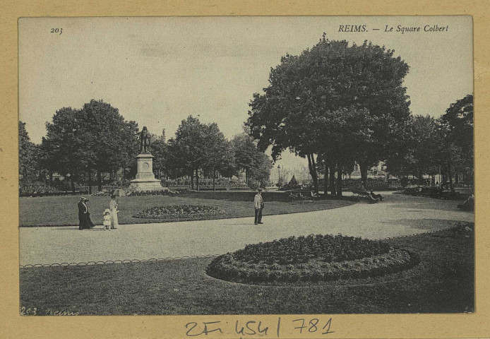 REIMS. 203. Le Square Colbert / N.D. Phot.