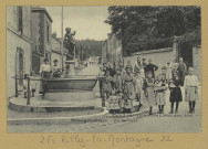 RILLY-LA-MONTAGNE. Rue de Chigny / E. Mulot, photographe à Reims.
Rilly-la-MontagneÉdition A. Jobert.[vers 1907]