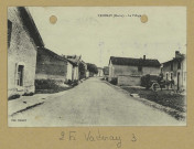 VADENAY. Le Village.
Édition Colnard.[vers 1933]