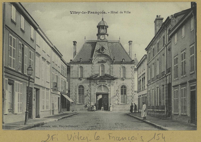 VITRY-LE-FRANÇOIS. Hôtel de Ville. Édition F. Simoni Vitry-le-François. Sans date 