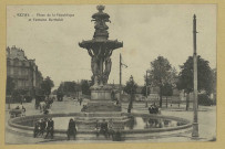 REIMS. Place de la République et Fontaine Bartholdi.