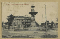 REIMS. 44. Fontaine Bartholdi, place de la République.