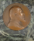 Portrait en bas-relief de Léon Bourgeois