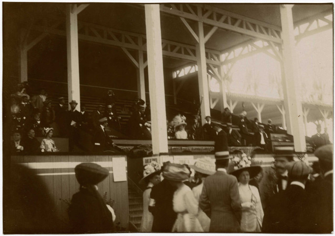 Mademoiselle Anna Roosevelt, fille du président des États-Unis, août 1909