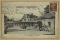 CHÂLONS-EN-CHAMPAGNE. 183. - La Gare.
LyonGoutagny.1922