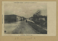 LARZICOURT-ISLE-SUR-MARNE. Inondations du 20 janvier 1910- 3-Le Faubourg. Entrée du Pays.
LarzicourtÉdition Guill (54 - Nancyimp Réunies).[vers 1910]