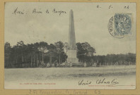 MOURMELON-LE-GRAND. 16-Camp de Châlons. La Pyramide.
MourmelonLib. Militaire Guérin.[vers 1904]