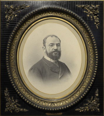 Portrait de... Musées de Châlons-en-Champagne, inv. 926.7.4 Eugène Pirou (1841-1909).