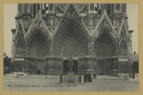 REIMS. 249. Cathédrale de Le grand Portail / N.D., Phot.