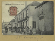 AMBONNAY. Fontaine et hôtel Clamart / G. Franjou, photographe à Ay.
Édition G. Franjou.[vers 1908]