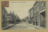 MOURMELON-LE-GRAND. -91-La Rue du Génie / A. B. et Cie, photographe à Nancy.
MourmelonLib. Militaire Guérin.[vers 1905]
