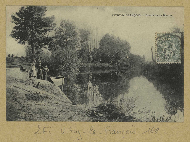 VITRY-LE-FRANÇOIS. Bords de la Marne.